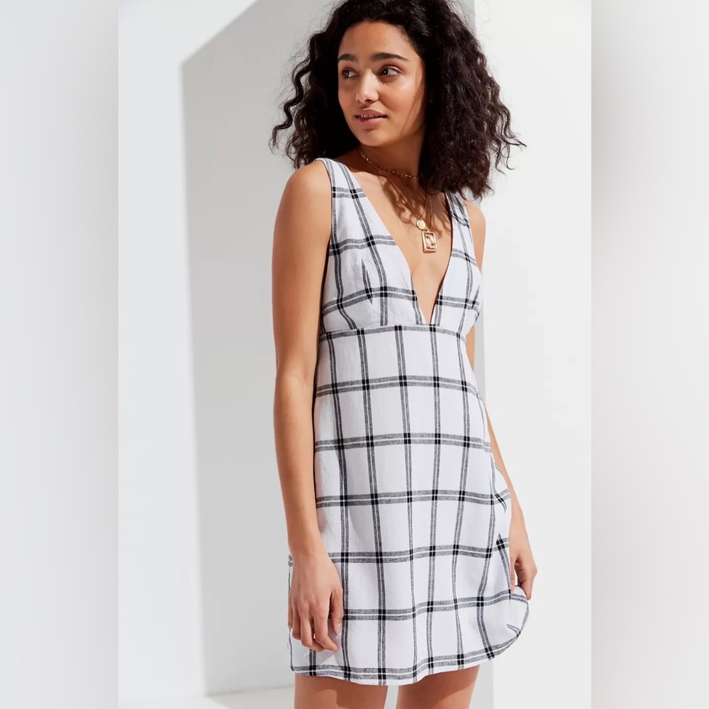 Urban Outfitters Breezy Plunging Linen Mini Dress, Size L, Black & White Plaid